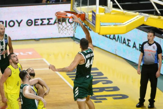 Άνετες νίκες για Παναθηναϊκό και ΑΕΚ κόντρα στους Θεσσαλονικείς