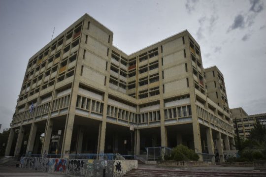 Ανησυχία στη Φιλοσοφική μετά την «παρέμβαση» της ακροδεξιάς ΕΣΑ