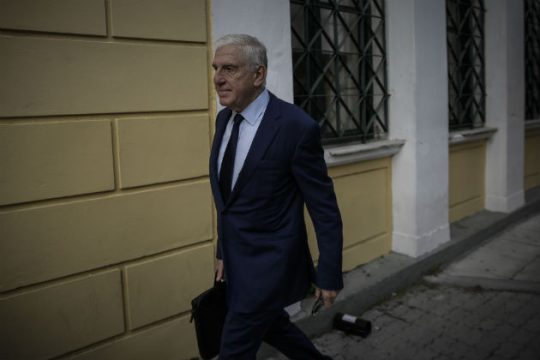 Στον ανακριτή ο Γιάννος Παπαντωνίου για τη μίζα 2,8 εκατ. φράγκων