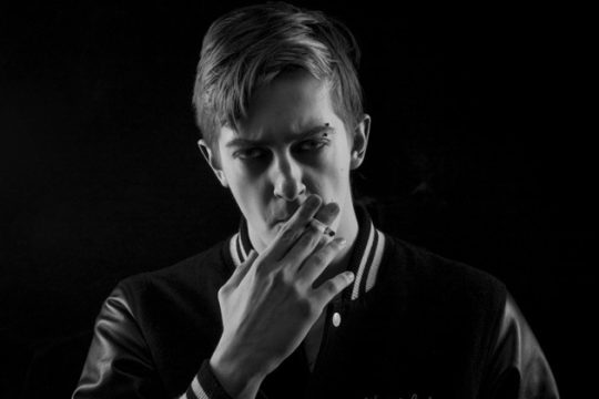 Perturbator: Στη δική μου κοσμοθεωρία, «ιδιώματα» και «σκηνές» απλά δεν υπάρχουν