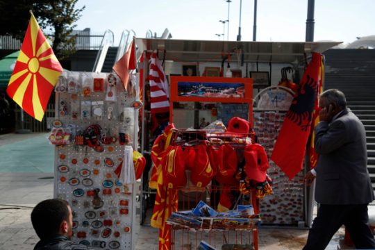 Μετά το δημοψήφισμα αρχίζουν τα μηνύματα