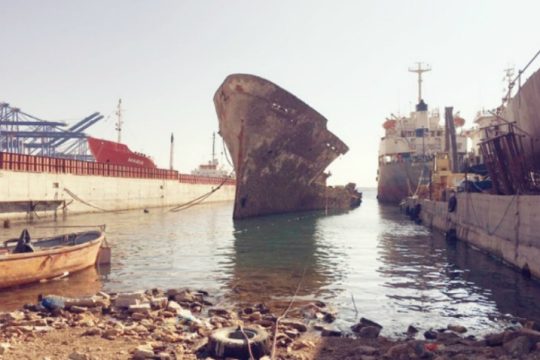 Βγήκε στον… αφρό το ναυαγισμένο «Corfu Island»