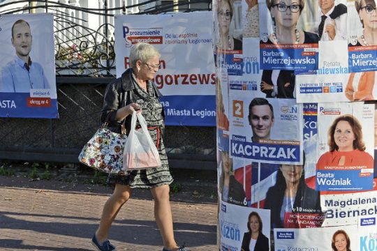 Κρίσιμο τεστ για την πολωνική κυβέρνηση οι σημερινές κάλπες