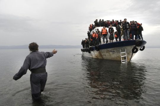 Με Μάρω Δούκα και αφιέρωμα στο προσφυγικό