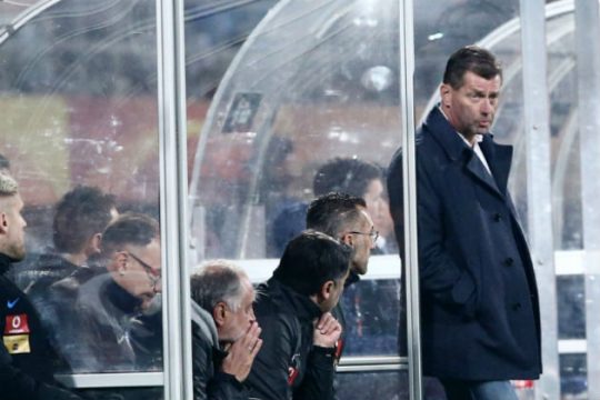 Μ. Σκίμπε: Οι τρεις αιτίες της ήττας