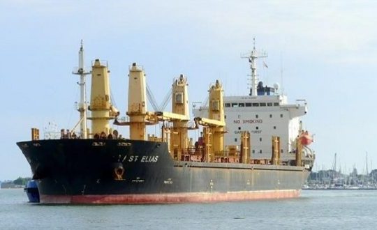 Στους Καλούς Λιμένες το «St. Elias» – Σε απόγνωση το πλήρωμα