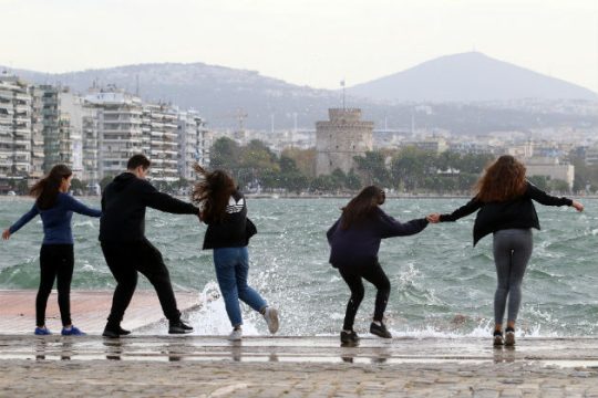Ηλιοφάνεια και βοριάδες