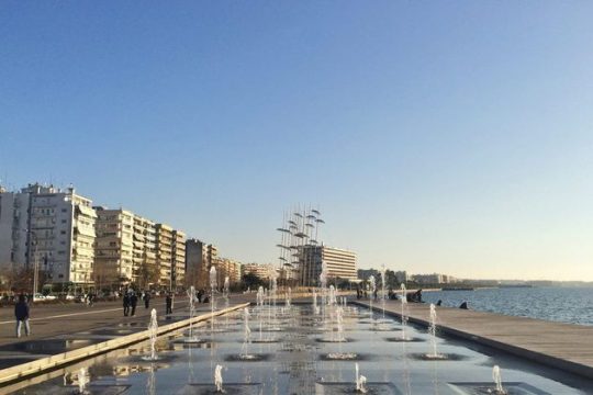 Πεδίον (δια)μάχης η νέα παραλία