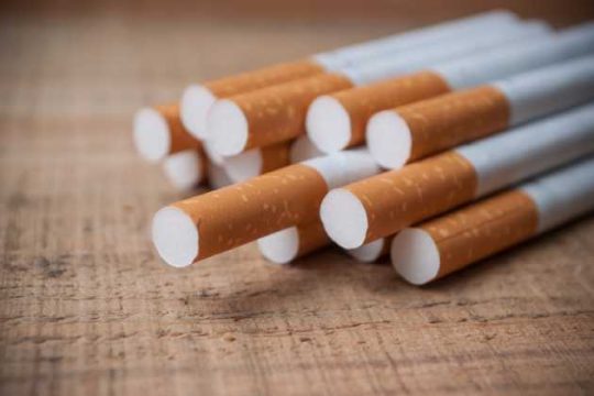 Στα 12 ξεκινούν το κάπνισμα τα κρητικόπουλα