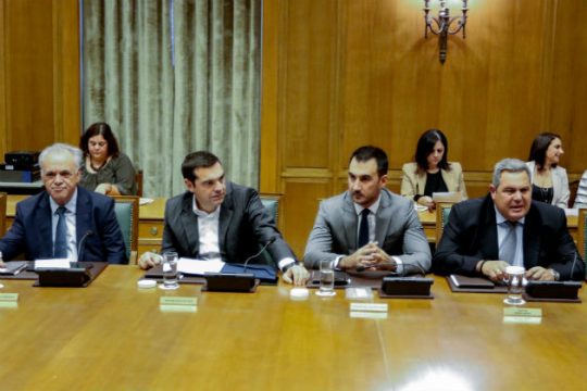 Ζητάει δέσμευση ότι δεν θα ανατραπεί η κυβέρνηση λόγω ονοματολογικού