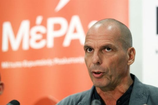 Αντίλογος Βαρουφάκη για τα αίτια πτώσης στο Χ.Α.