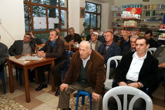 Εύλογα ερωτήματα στη σφαίρα του παράλογου