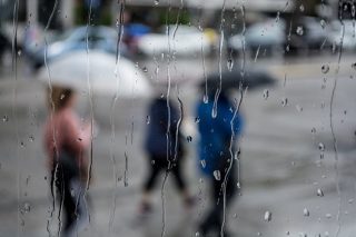 Κυριακάτικος περίπατος σε κενό βροχής