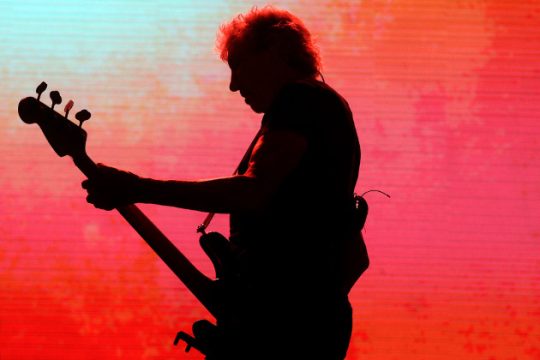 Ο Roger Waters κατά του νεοφασίστα Μπολσονάρου [βίντεο]