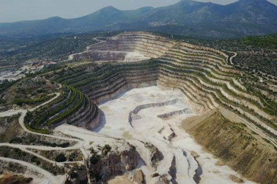 ΧΥΤΥ: Τα εκκολαπτόμενα τέρατα της Αττικής από ψηλά