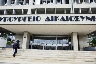 Αυστηροποίηση διατάξεων για υφ’ όρων απόλυση κρατουμένων