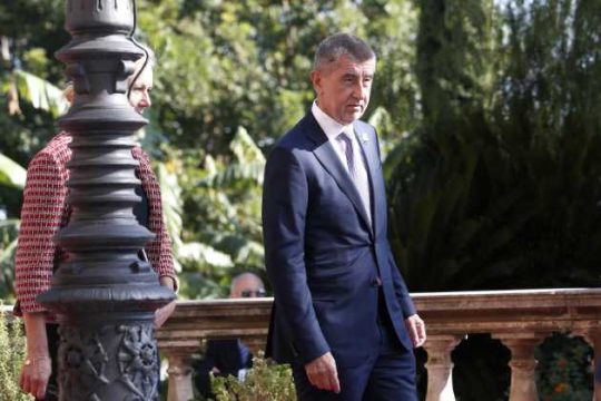 Μπάμπις εναντίον Μπάμπις