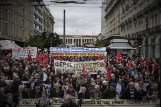 Κατάργηση του νόμου Κατρούγκαλου ζητούν οργανώσεις των συνταξιούχων