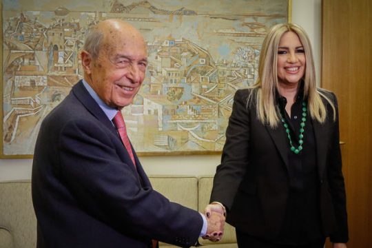«Θα μείνουν με τη λάσπη»