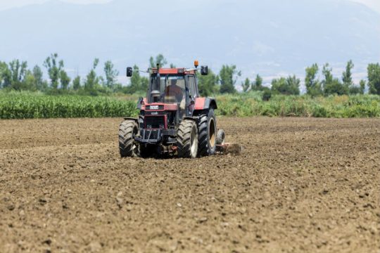 Μηνύσεις για την παράνομη παρακράτηση των αγροτικών επιδοτήσεων