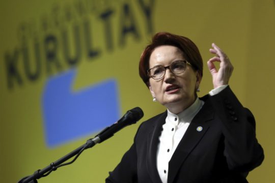 Η εισβολή στην Κύπρο «επέστρεψε» στο τουρκικό κοινοβούλιο