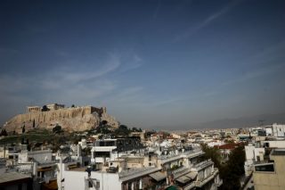 Μείωση δημοτικών τελών για επιχειρήσεις στην Αθήνα
