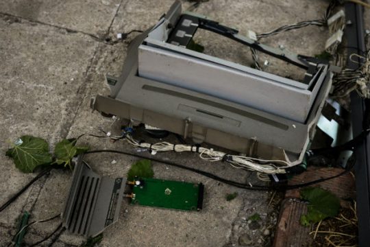 Γέμισε χαρτονομίσματα δρόμος στην Ηλιούπολη από ανατίναξη ΑΤΜ