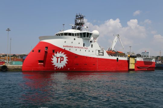 Βουλευτής Ν.Δ. ζητάει από τον Τσίπρα να βυθίσει το «Μπαρμπαρός»