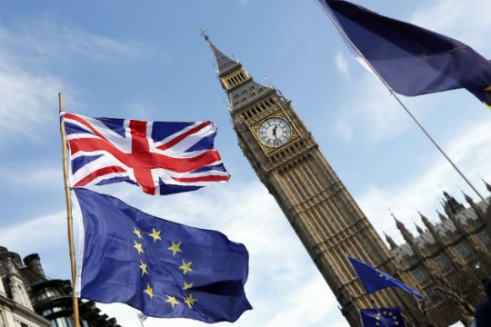 Έρευνα για παράνομη χρηματοδότηση της καμπάνιας υπέρ του Brexit