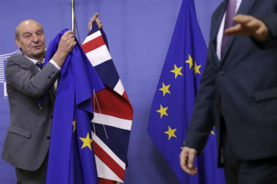 Ανοιχτός ο δρόμος συμφωνίας για το Brexit