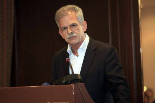 Στο κάδρο και ο Δανέλλης