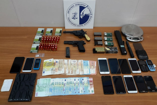 Εξάρθρωση διεθνούς κυκλώματος ναρκωτικών με ελληνική συμβολή