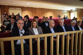 «Να μην επωάζεται το αυγό του φιδιού»