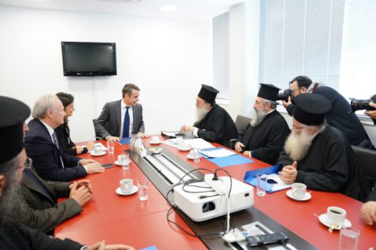 Συνεχίζονται οι επαφές της Εκκλησίας της Κρήτης με τα κόμματα