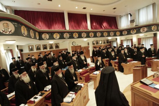 Προχωρά η κυβέρνηση παρά τους εξάψαλμους