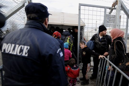 Ανιχνευτές ψεύδους στα σύνορα της Ελλάδας σχεδιάζει η Ε.Ε. – Τι απαντά η Αθήνα