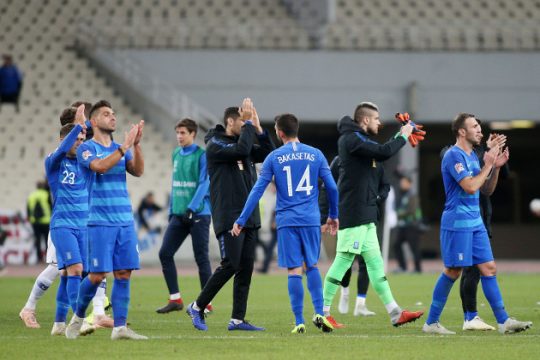 Νίκη, αλλά όχι πρωτιά για την Εθνική του Άγγελου