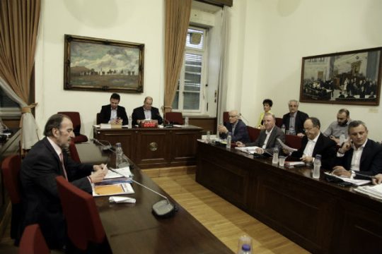 «Πάσης φύσεως» ευθύνες για τα πολιτικά πρόσωπα
