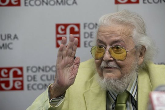 Πέθανε ο Μεξικανός συγγραφέας Φερνάντο δελ Πάσο