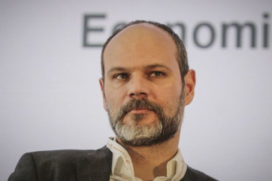 «Πλεονάσματα πάνω από τον στόχο και τα επόμενα χρόνια»