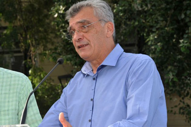 Πρεμιέρα με λάσπη εναντίον του δημάρχου Μυτιλήνης