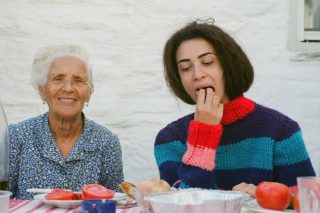 Οι «Yaya»δες πλέκουν
