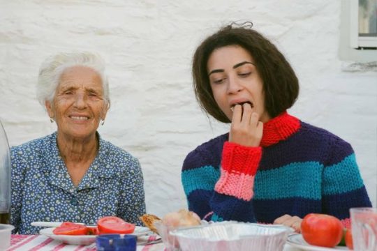 Οι «Yaya»δες πλέκουν