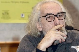 Μια φορά ήταν ένας μόνος του…