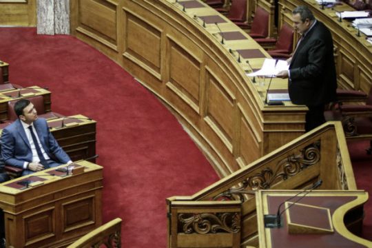 Κόντρα Καμμένου-Κικίλια στη Βουλή