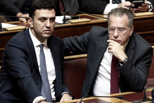 Συνεχίζουν τη μικροπολιτική με αφορμή την κηδεία Κατσίφα