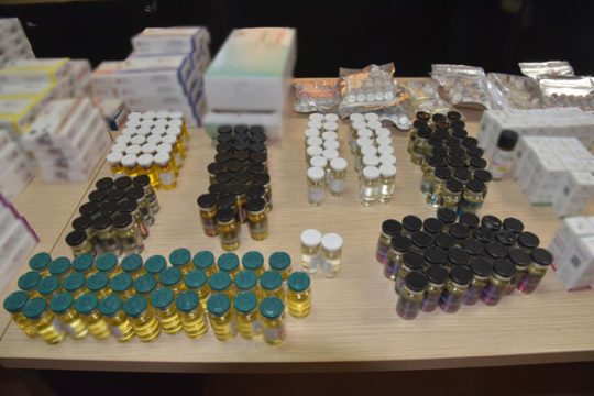 Ροδόπη: Μετέφερε αναβολικά αξίας έως 160.000 ευρώ κρυμμένα σε φορτηγό
