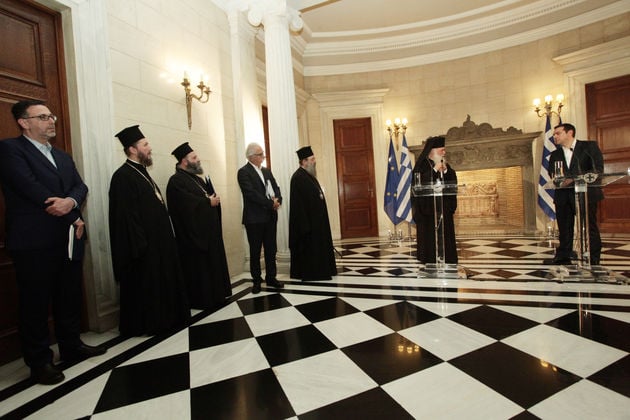 Τα εμά εμά και τα εσά εσά