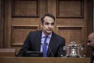 Ο Κυριάκος επιμένει επιθετικά