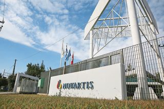 Δεν παγώνει η έρευνα για τη Novartis